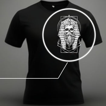 Zoom sur le design du T-shirt Toutânkhamon Barbu, détails puissants et stylés